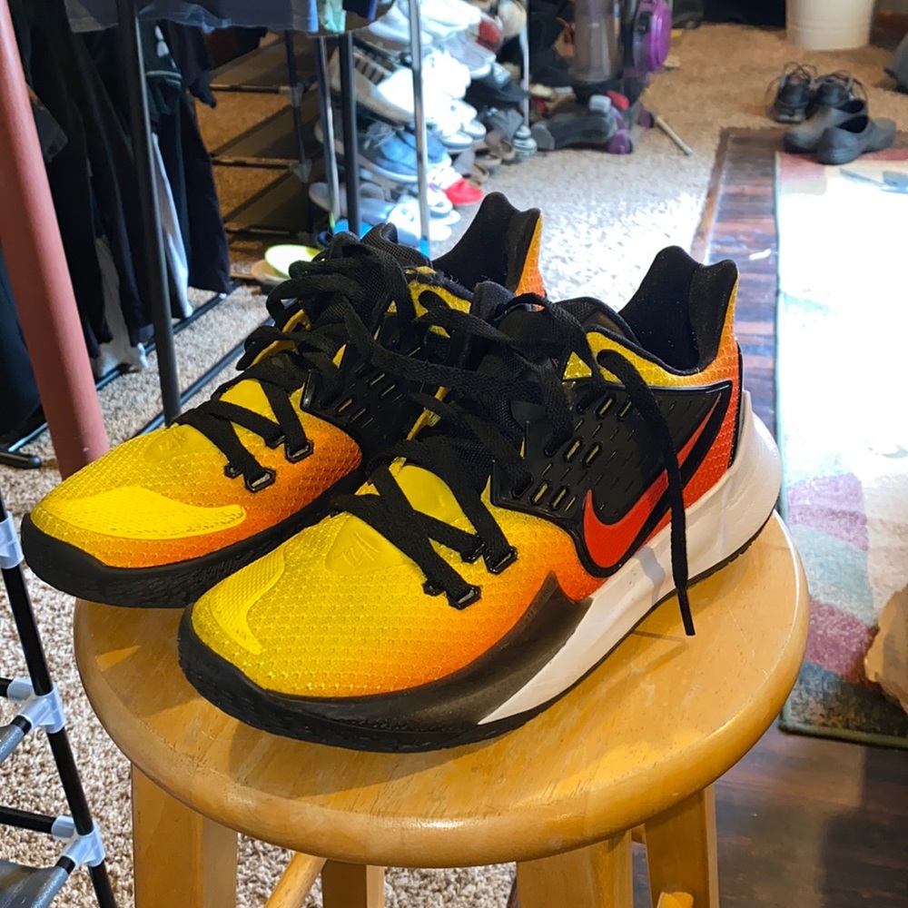 Kyrie Sunset basketball shoes